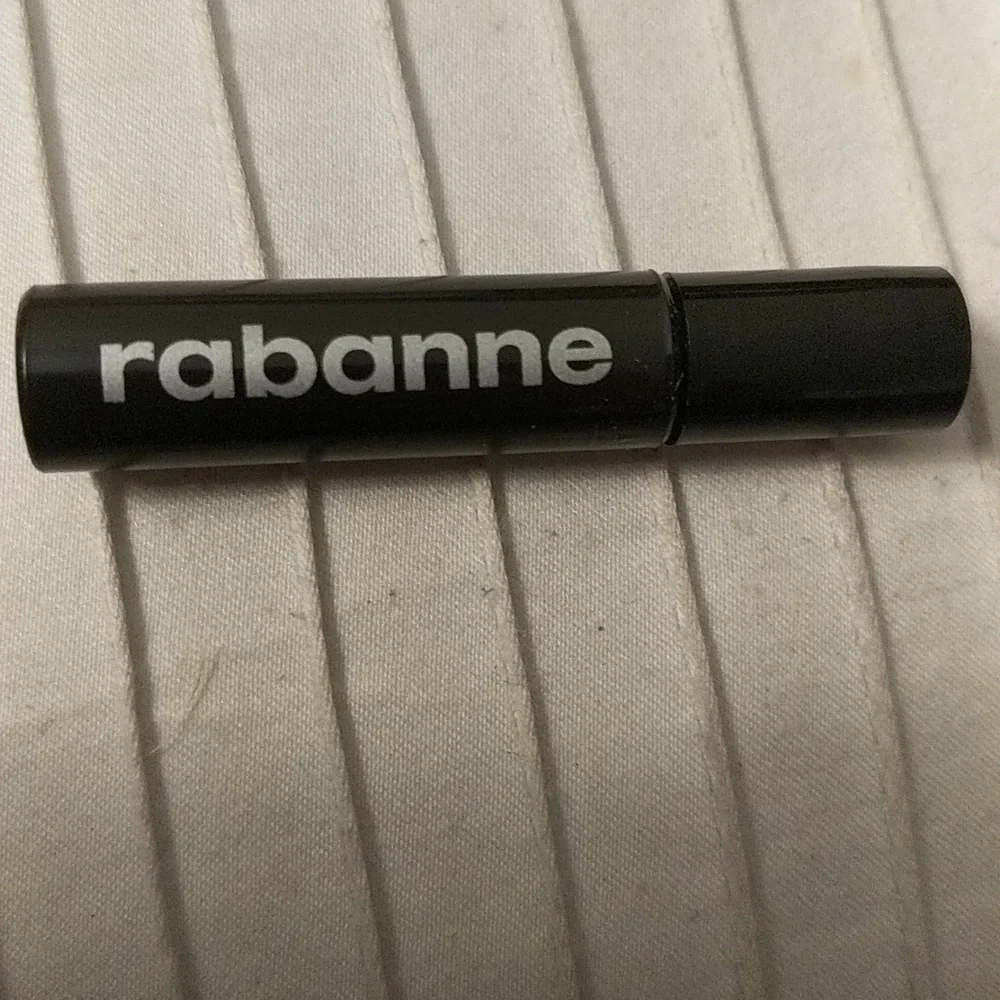 NWT Mascara - Picture 3 of 3
